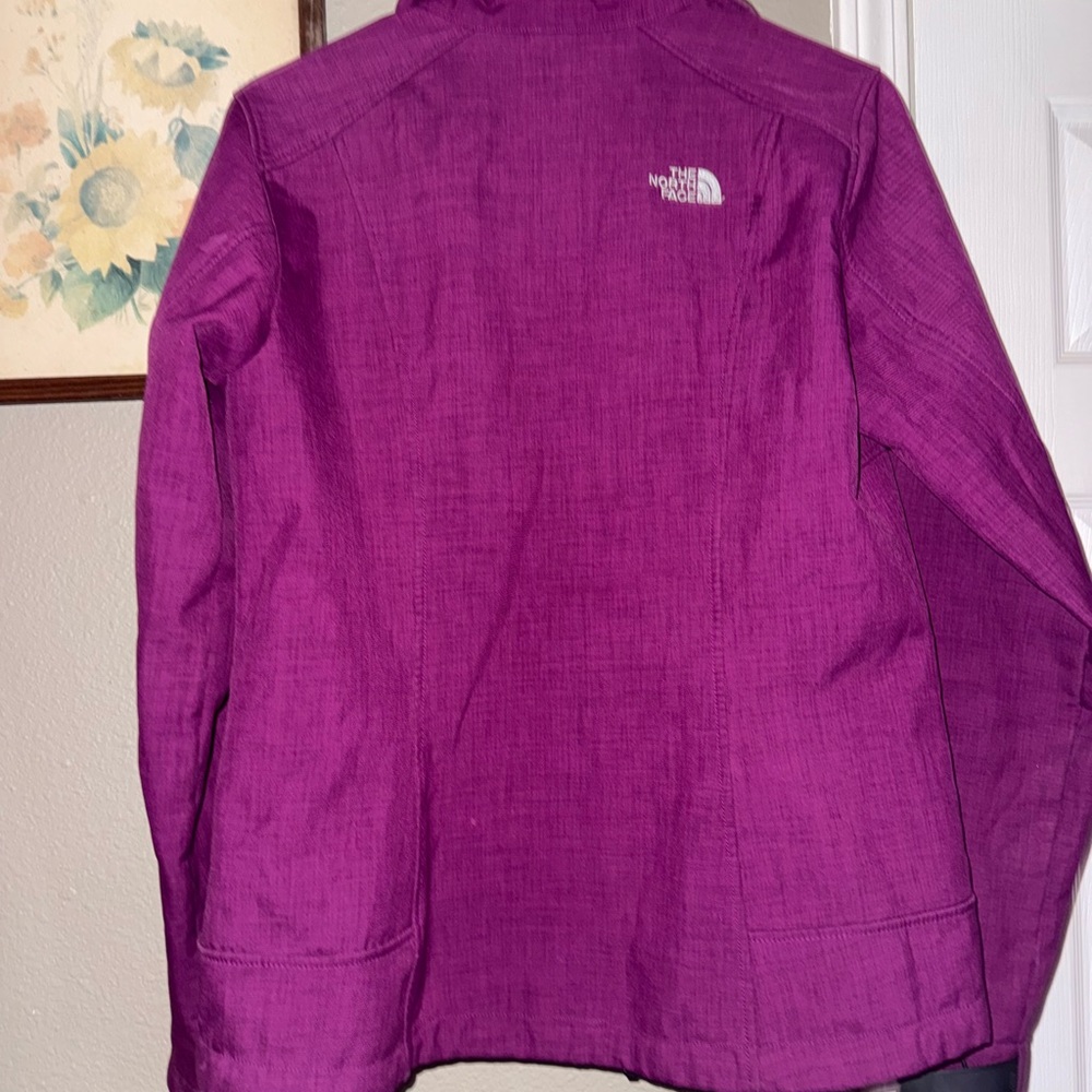The North Face softshell - Picture 2 of 3